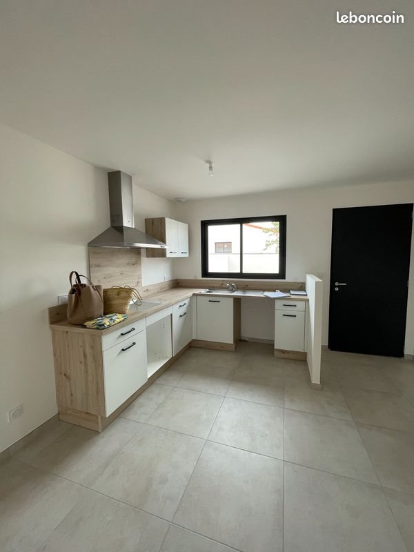 Maison à louer, 79m², Thuir