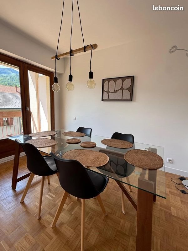 Appartement à louer, 73m², Saint-Jean-de-Maurienne