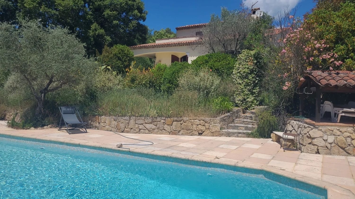 Maison à vendre, 11m², Tourrettes