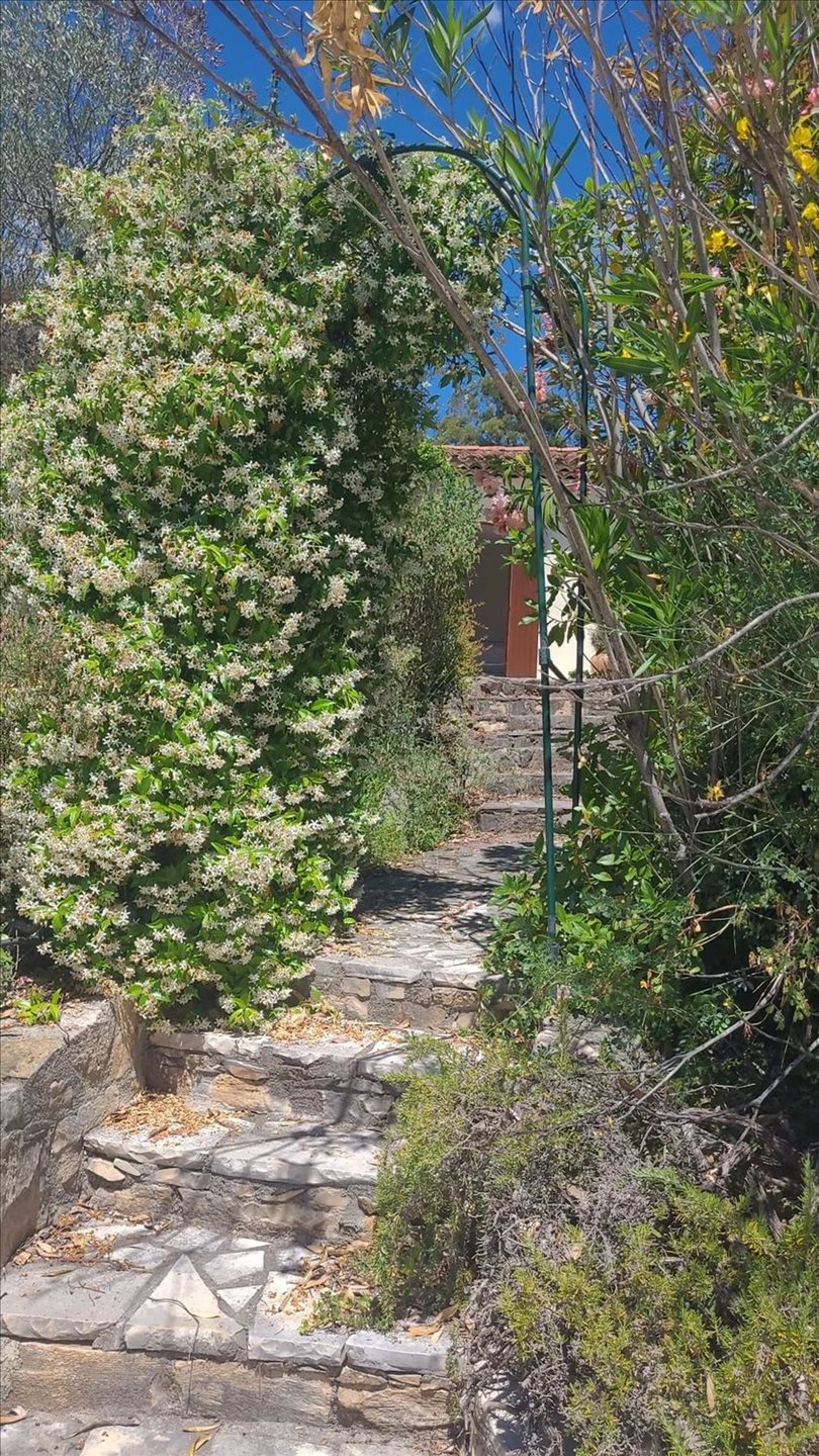 Maison à vendre, 11m², Tourrettes