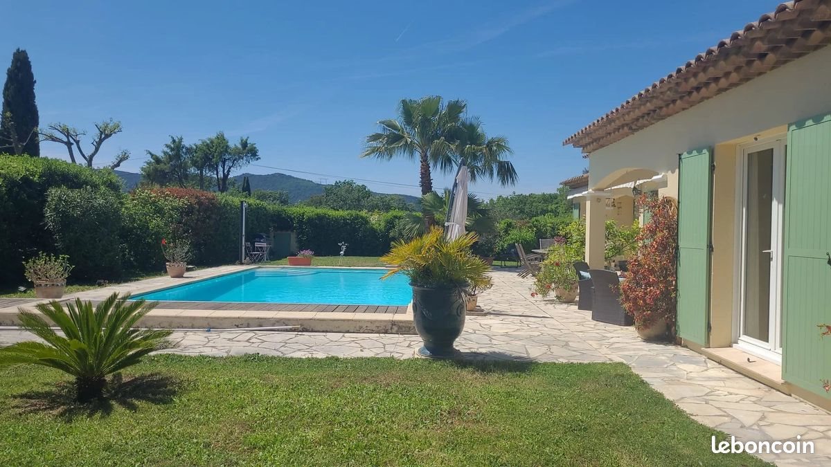 Maison à vendre, 158m², Bagnols-en-Forêt