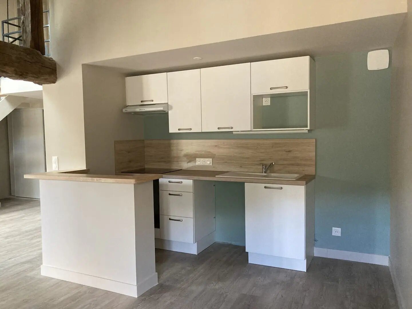 Appartement à louer, 79m², Beaujeu