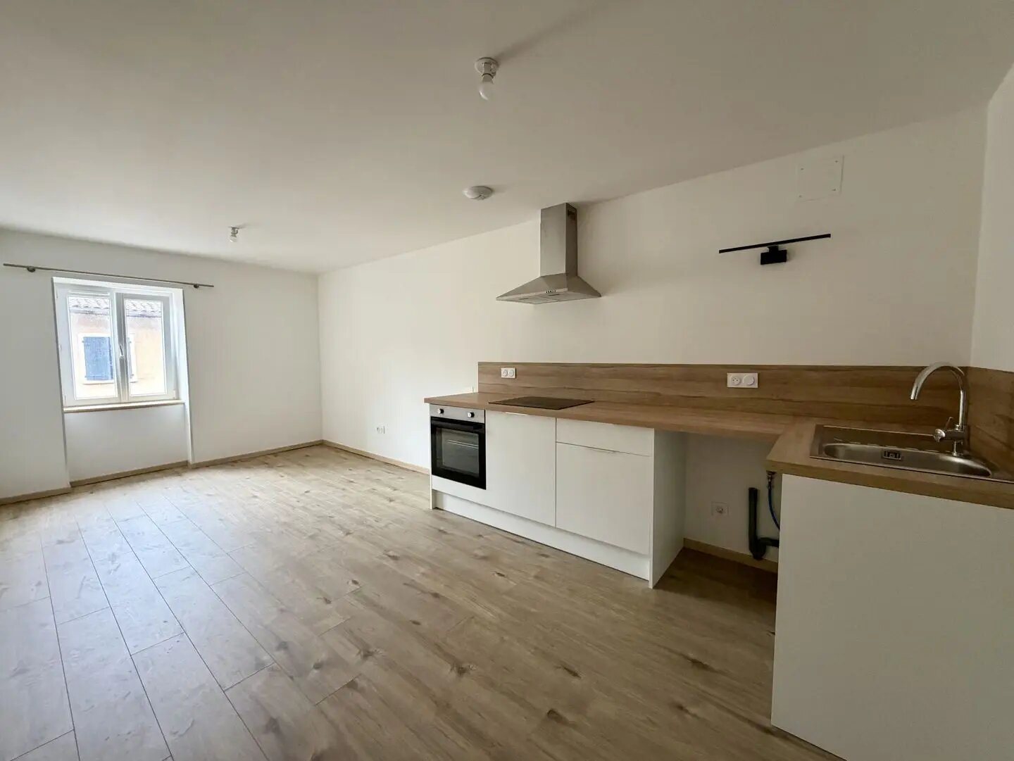 Appartement à louer, 43m², Beaujeu