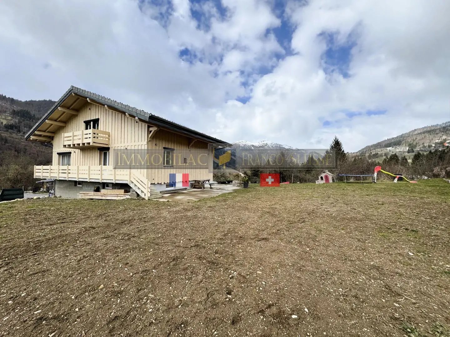 Maison à vendre, 300m², Onnion