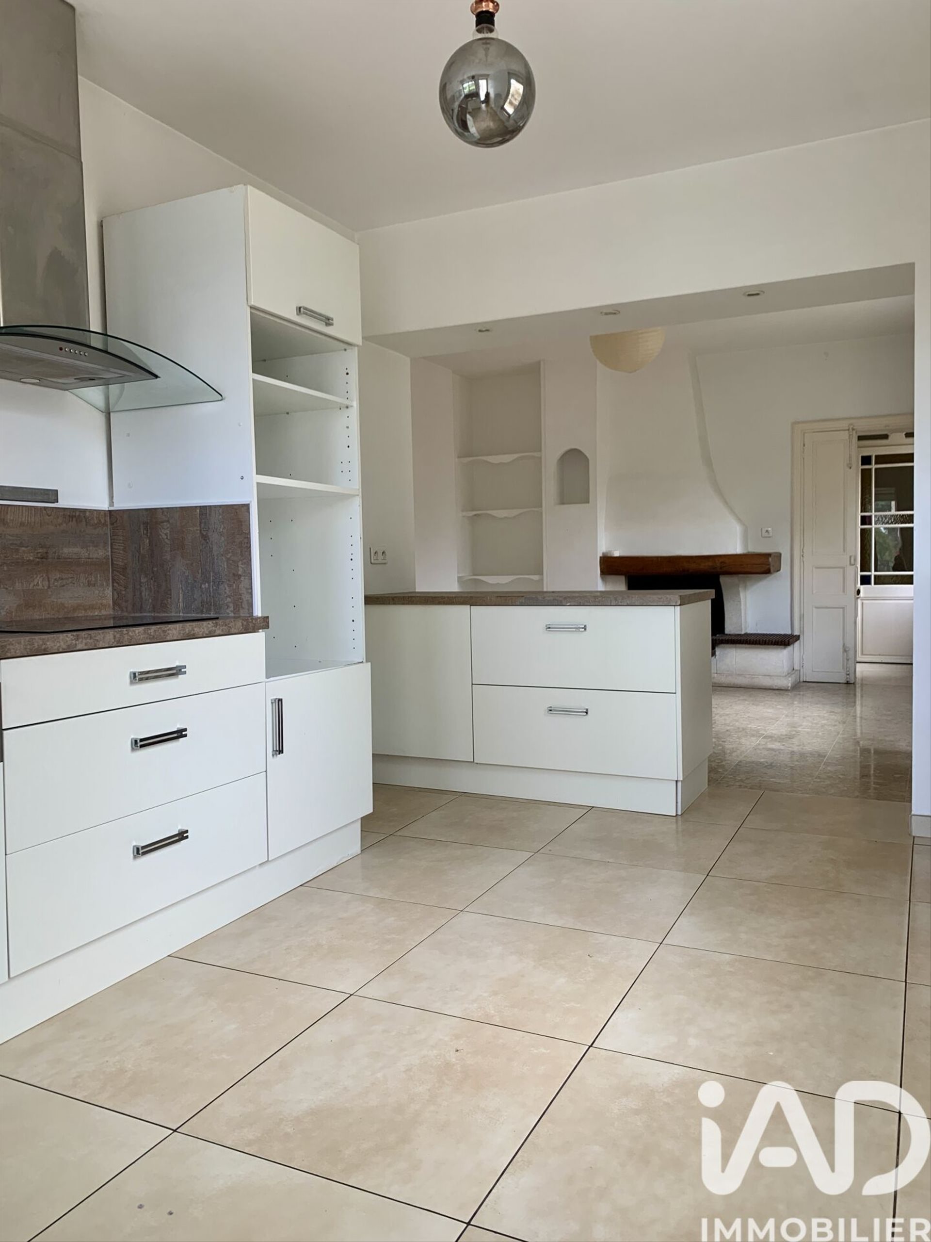 Maison à louer, 176m², Clarensac