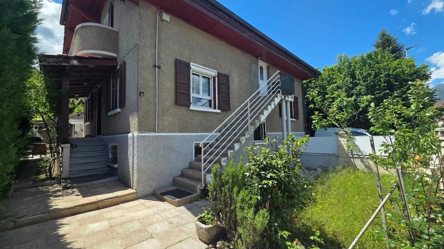Maison à vendre, 215m², Marnaz