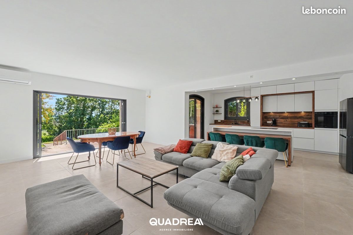 Maison à vendre, 220m², Gratentour