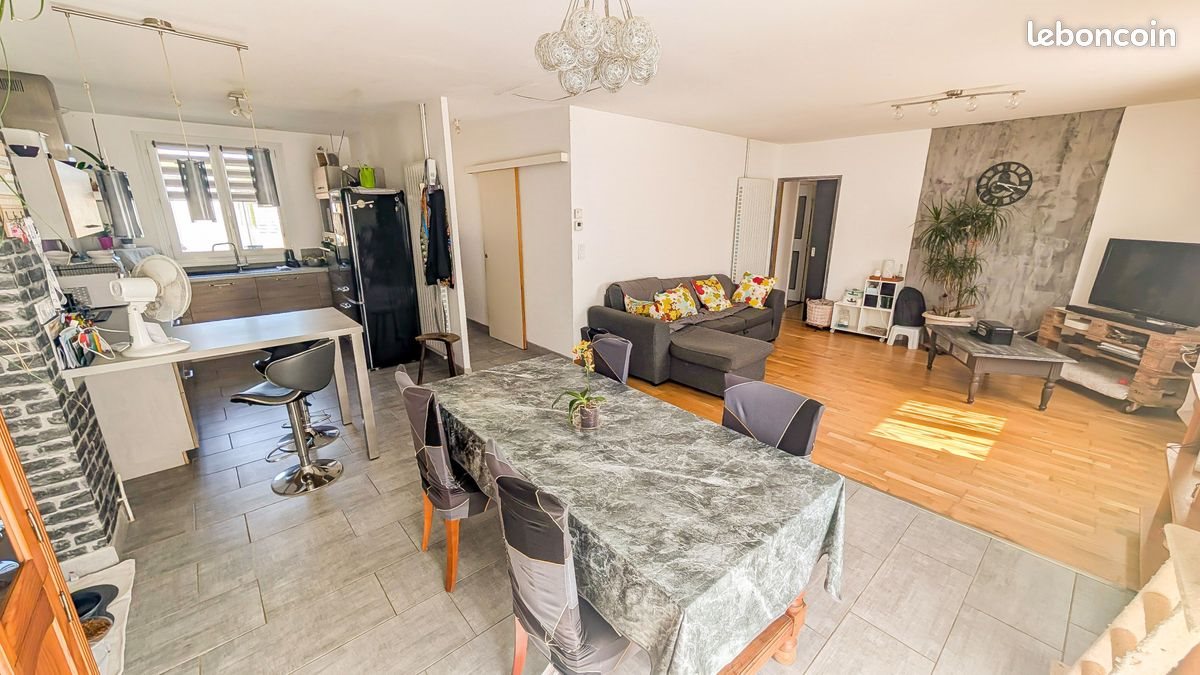 Maison à vendre, 162m², Oizé