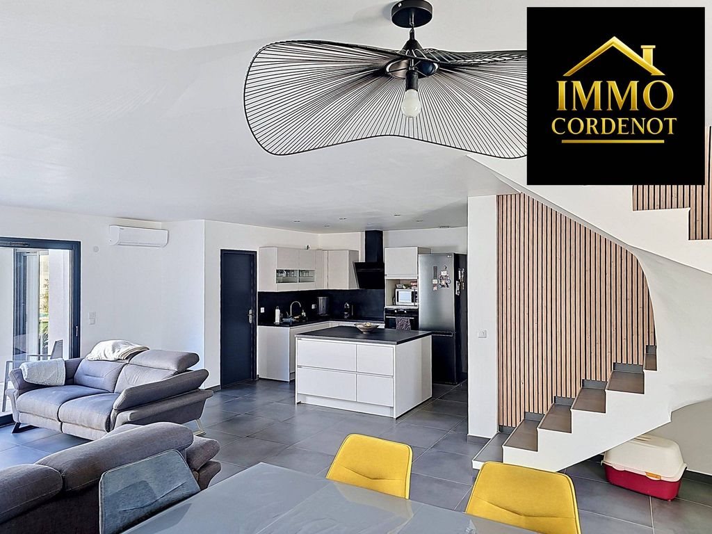Maison à vendre, 104m², Rocbaron