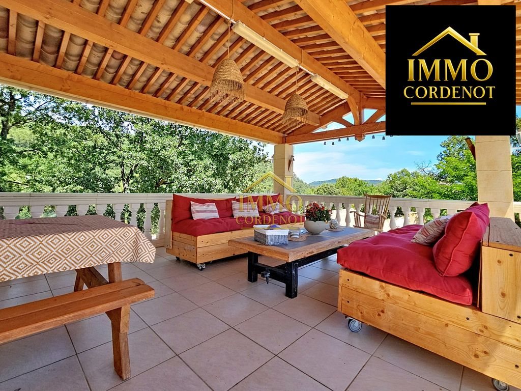 Maison à vendre, 282m², Méounes-lès-Montrieux