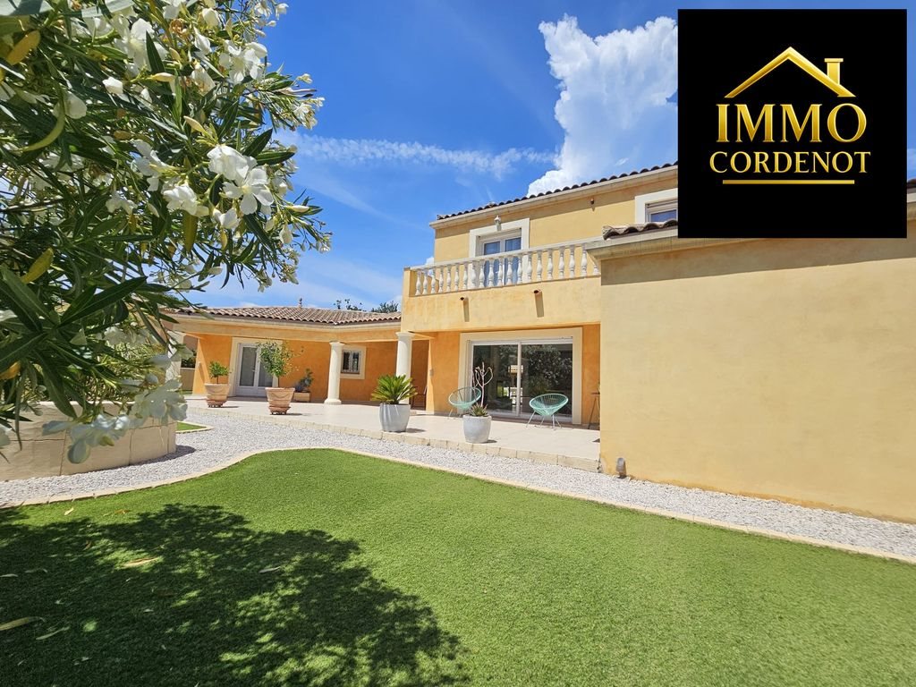 Maison à vendre, 282m², Méounes-lès-Montrieux