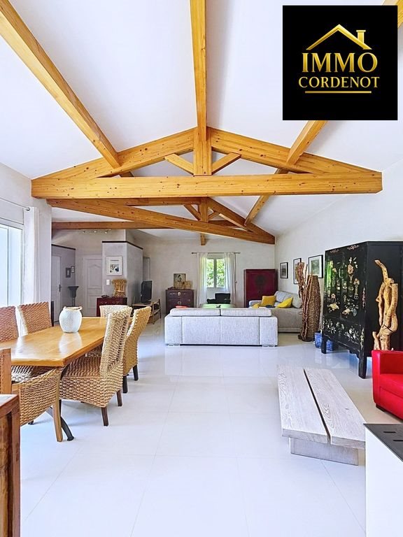 Maison à vendre, 179m², Méounes-lès-Montrieux