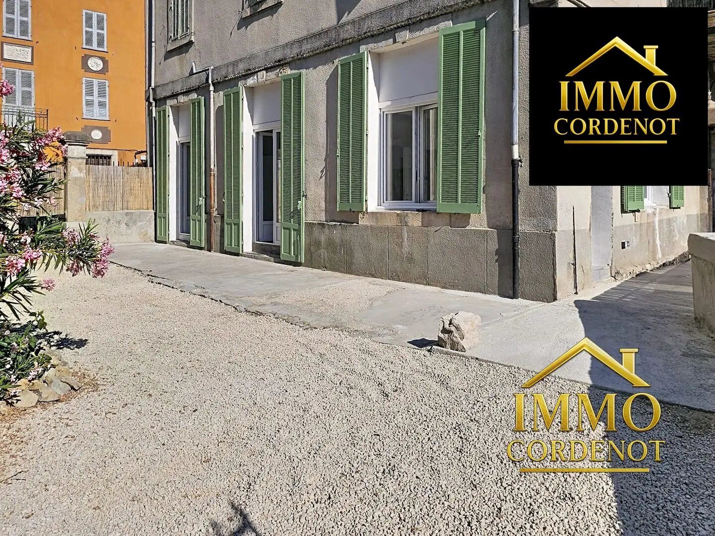 Appartement à louer, 55m², Méounes-lès-Montrieux