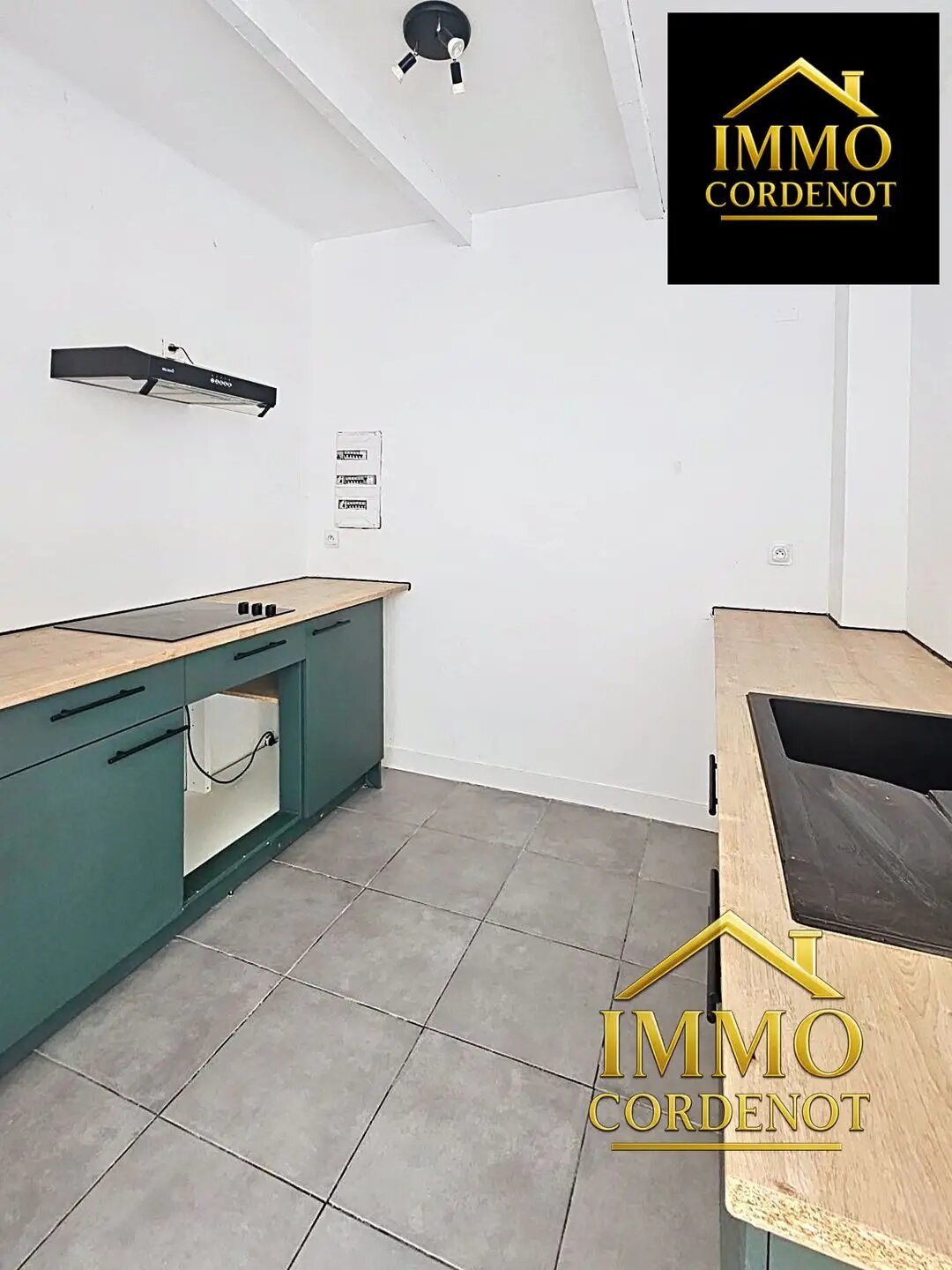 Appartement à louer, 55m², Méounes-lès-Montrieux