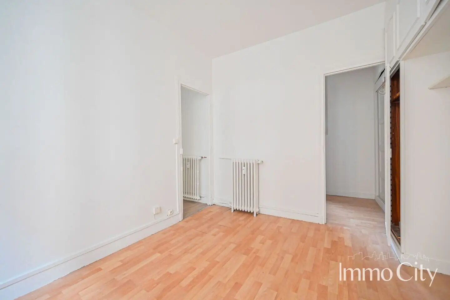 Appartement à louer, 27m², Clichy