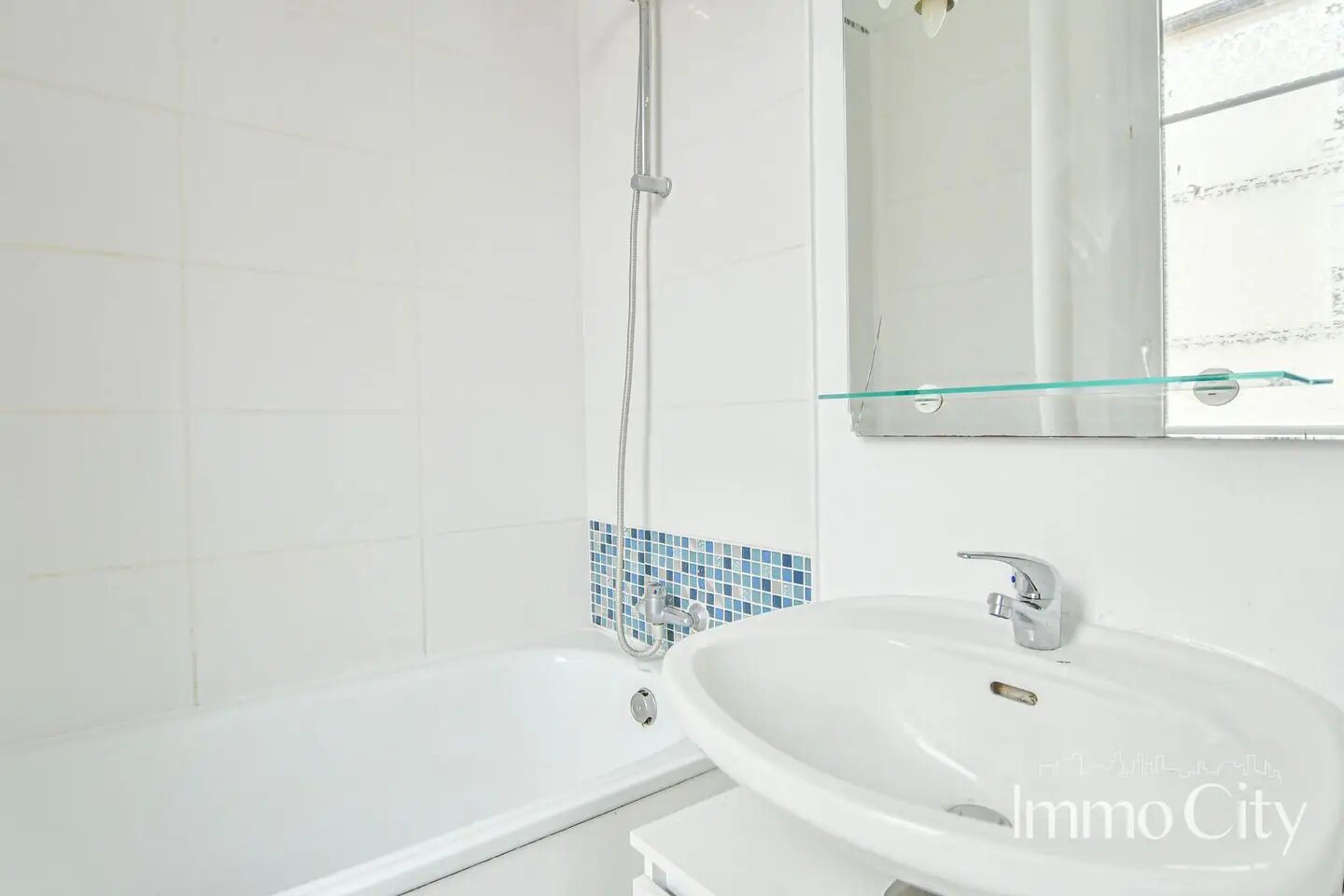 Appartement à louer, 40m², Suresnes