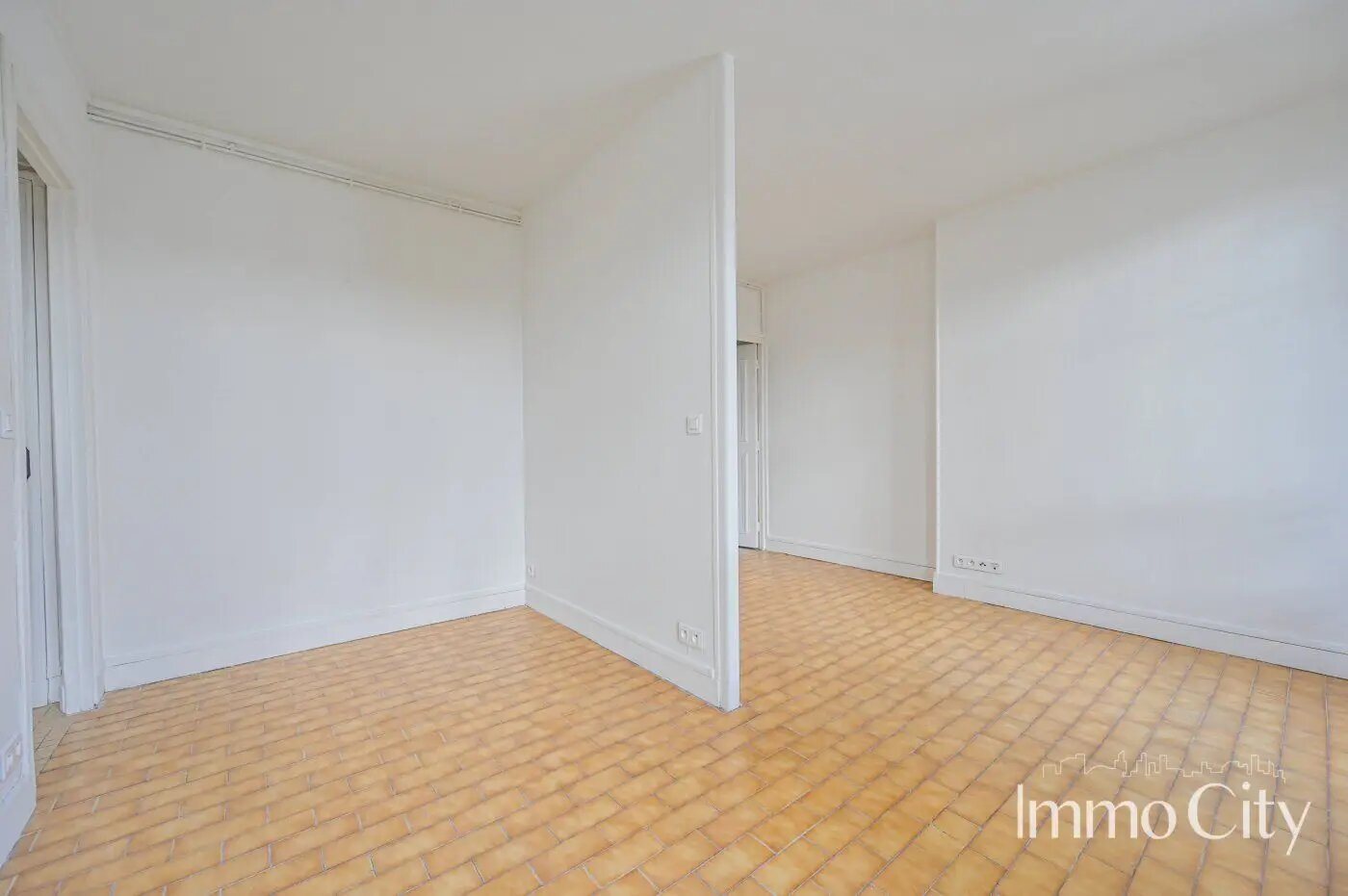 Appartement à louer, 23m², Paris 18ème