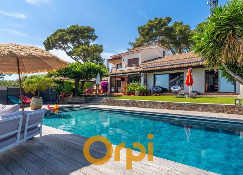 Maison à vendre, 254m², Carqueiranne