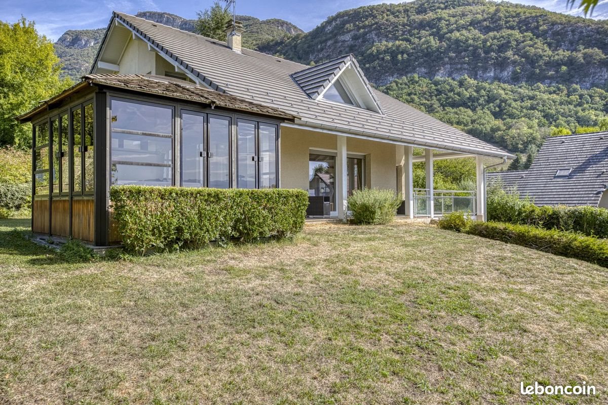 Maison à vendre, 240m², Saint-Alban-Leysse
