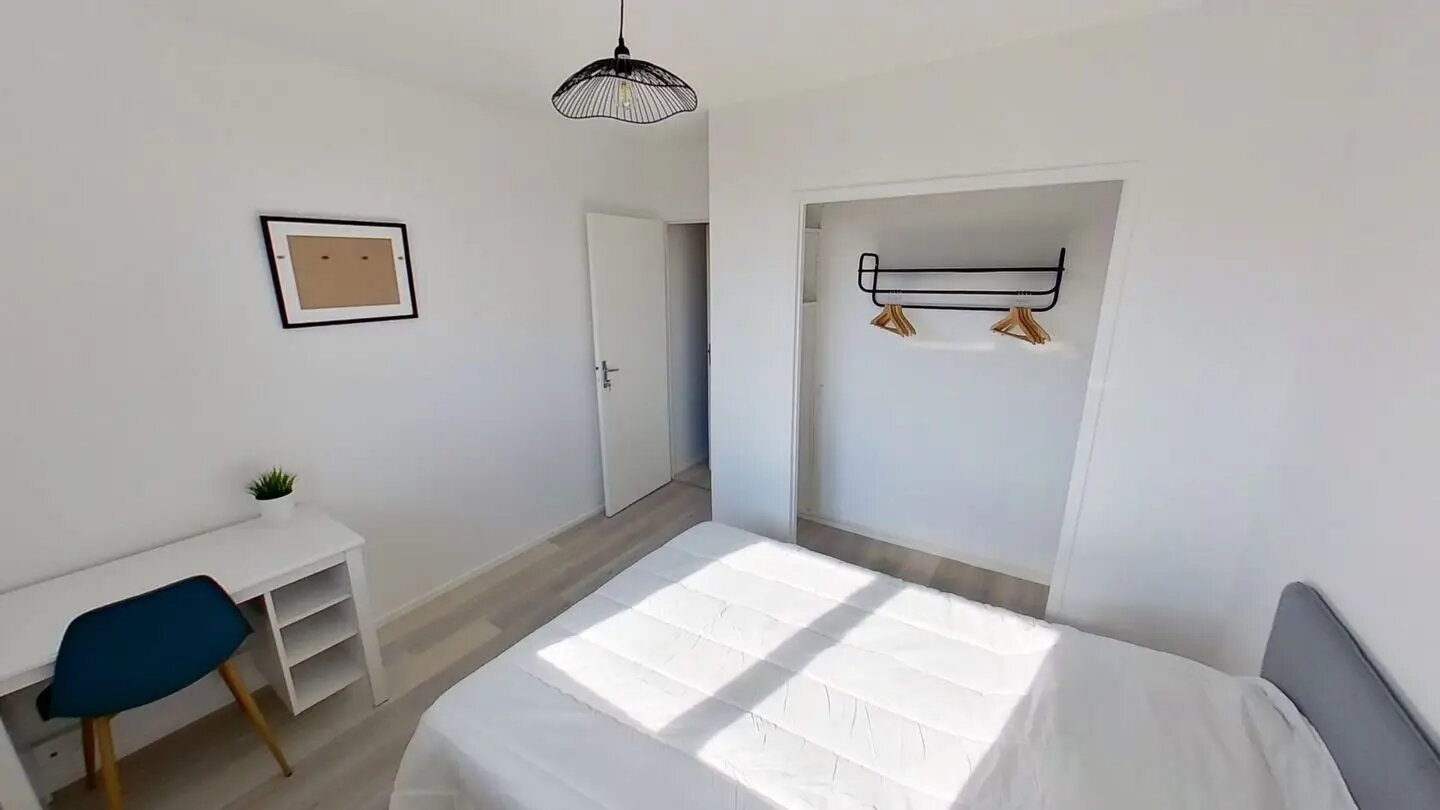 Appartement à louer, 70m², Vénissieux
