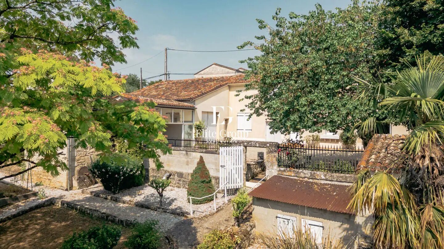 Maison à vendre, 185m², Sireuil