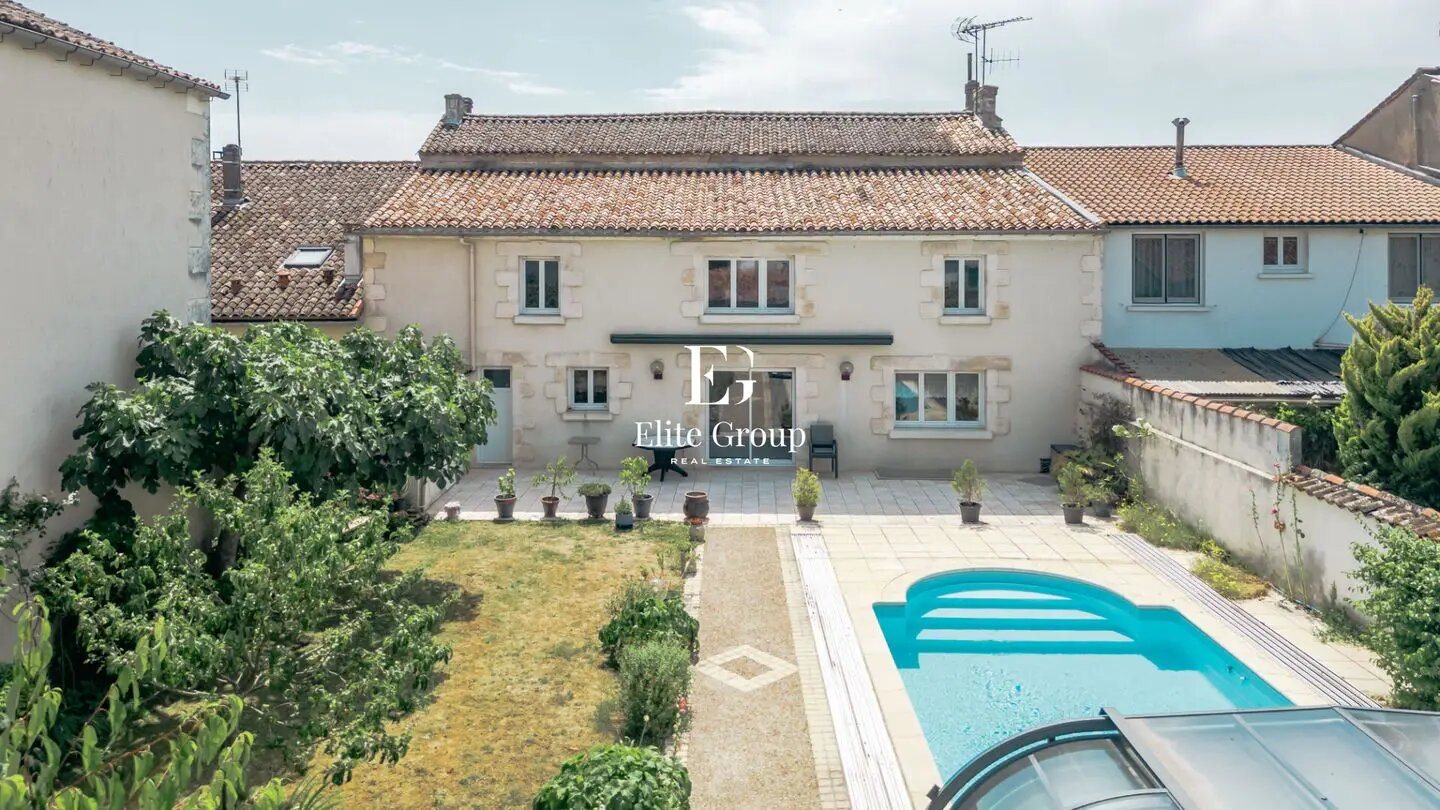Maison à vendre, 265m², Châteauneuf-sur-Charente
