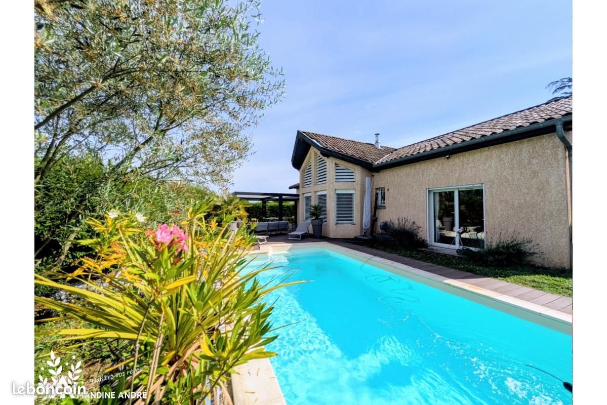 Maison à vendre, 205m², Jassans-Riottier
