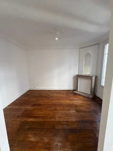 Appartement à louer, 50m², Courbevoie