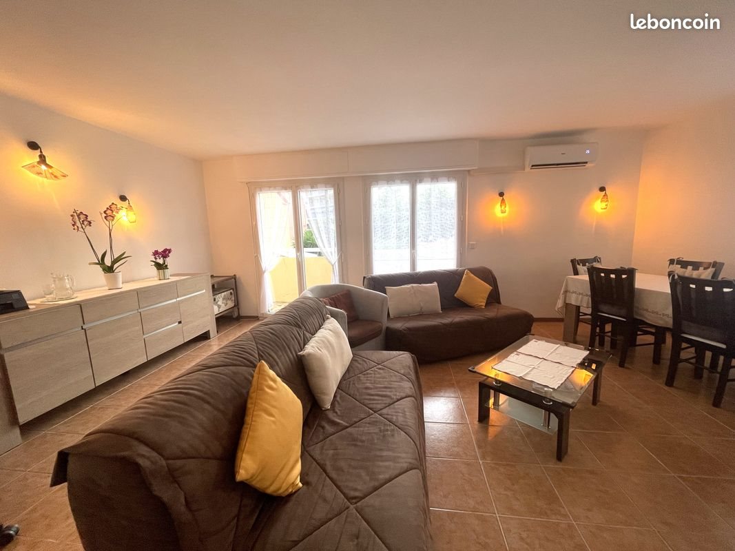 Appartement à louer, 72m², Antibes
