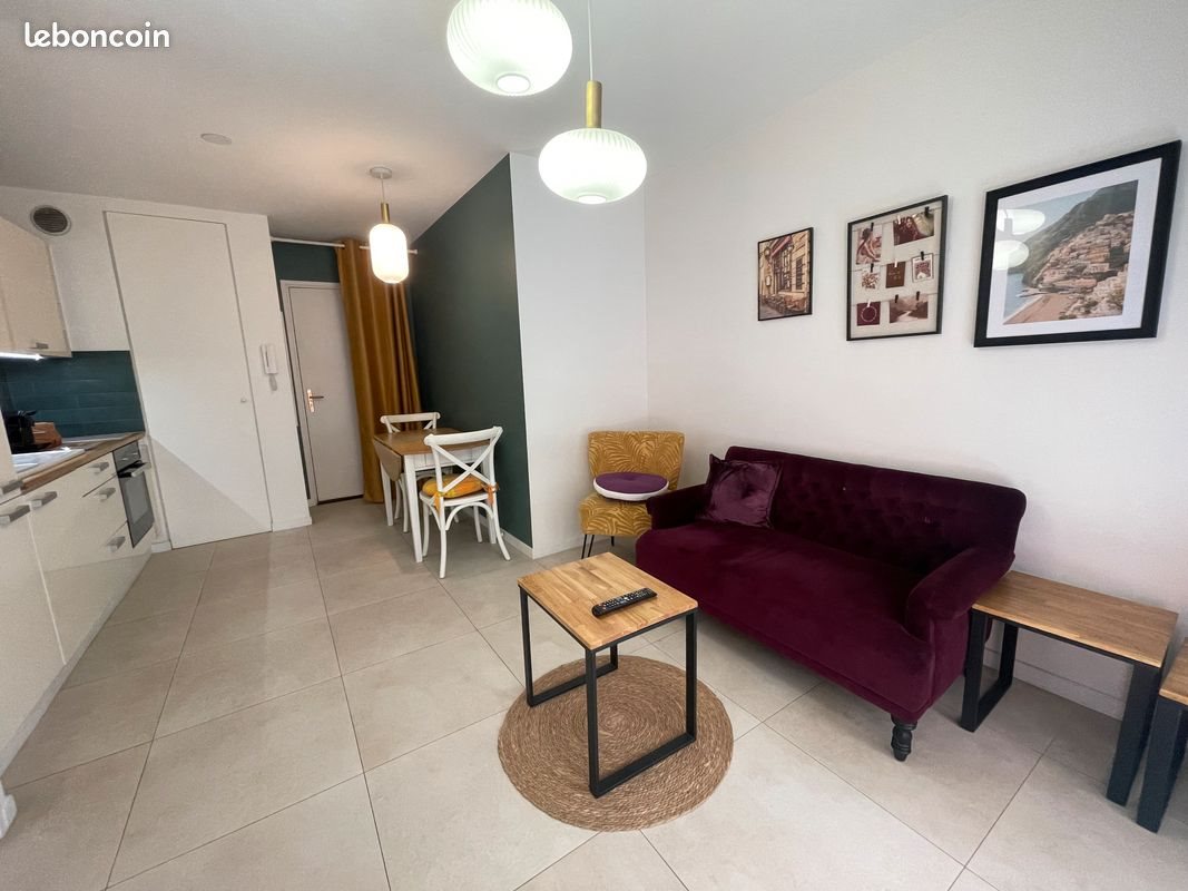 Appartement à louer, 30m², Antibes