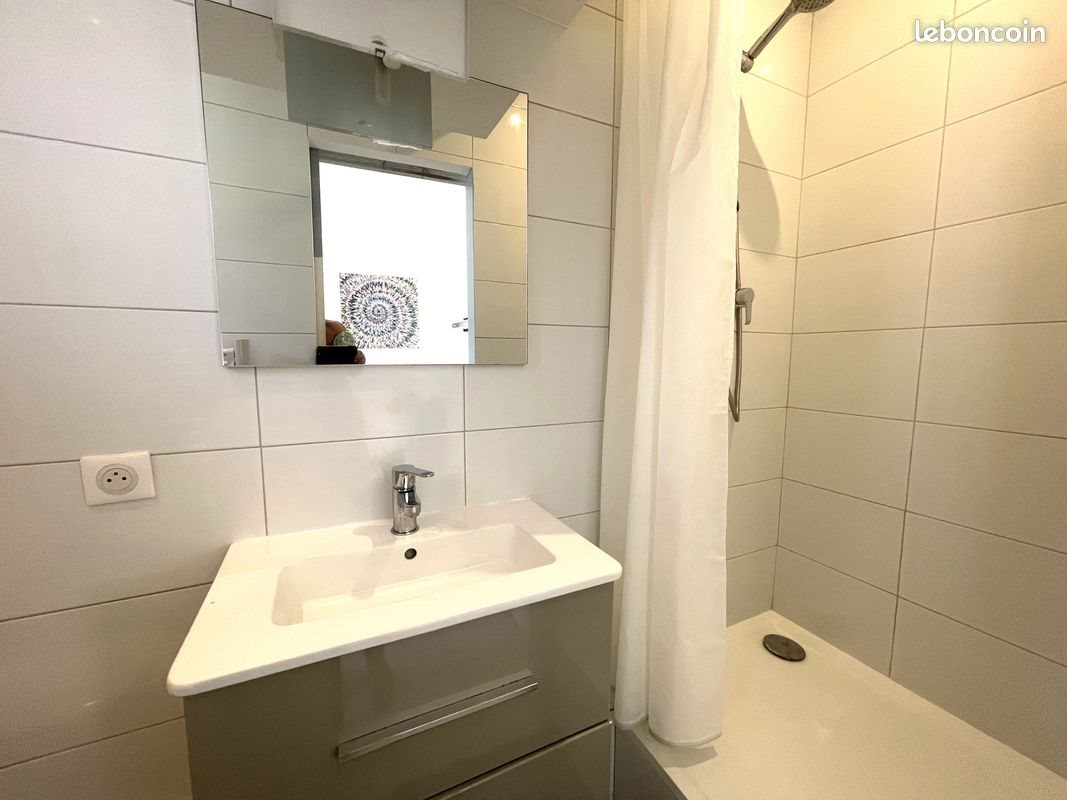 Appartement à louer, 16m², Antibes