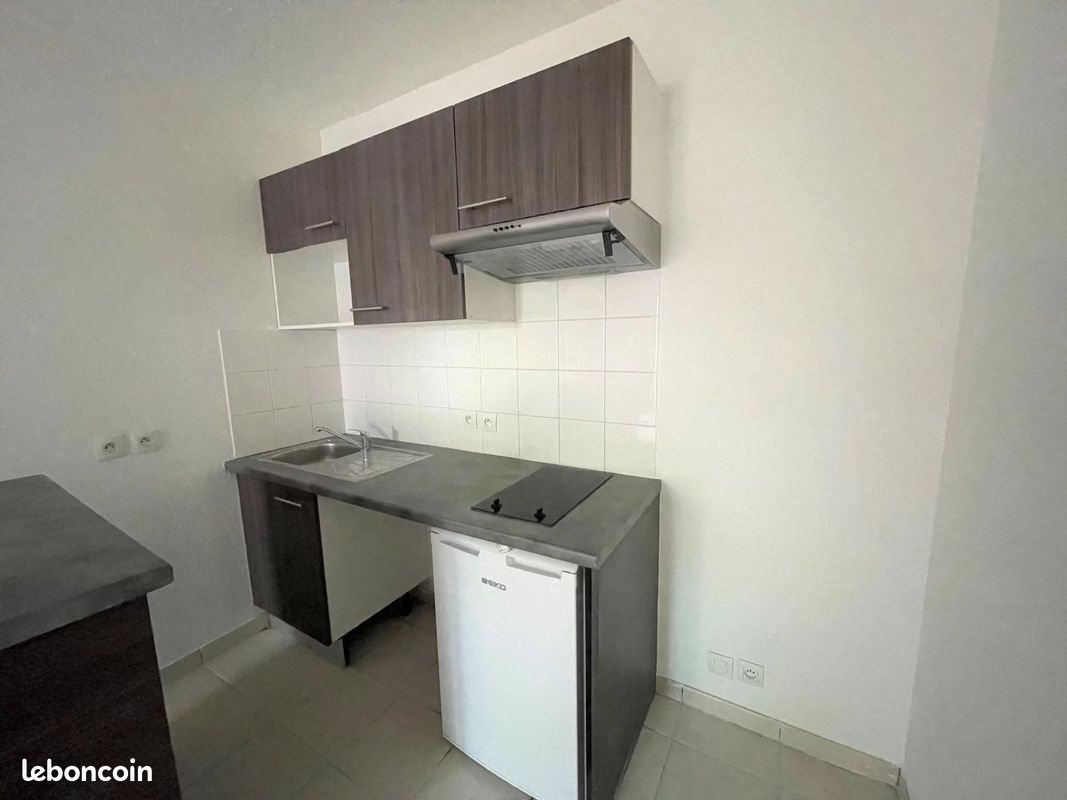 Appartement à louer, 40m², Antibes