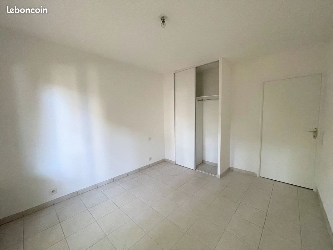 Appartement à louer, 40m², Antibes