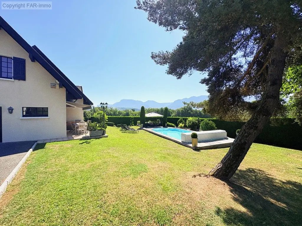 Maison à vendre, 201m², Groisy