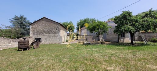 Maison 3 pièces 83 m² · à Richelieu · 83 m² · 79 500 €