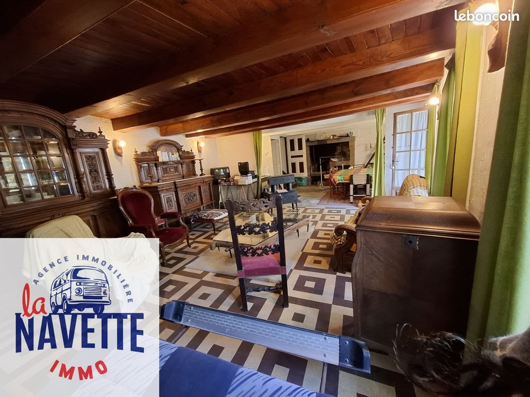 Maison à vendre, 211m², Bertignat