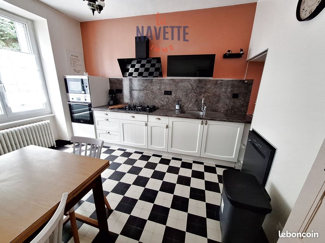 Maison à vendre, 180m², Murol
