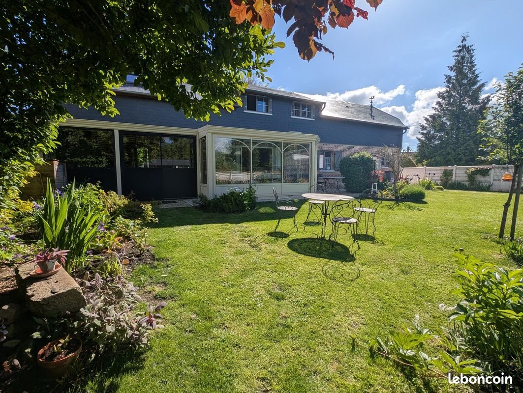 Maison à vendre, 138m², Saint-Victor-l'Abbaye
