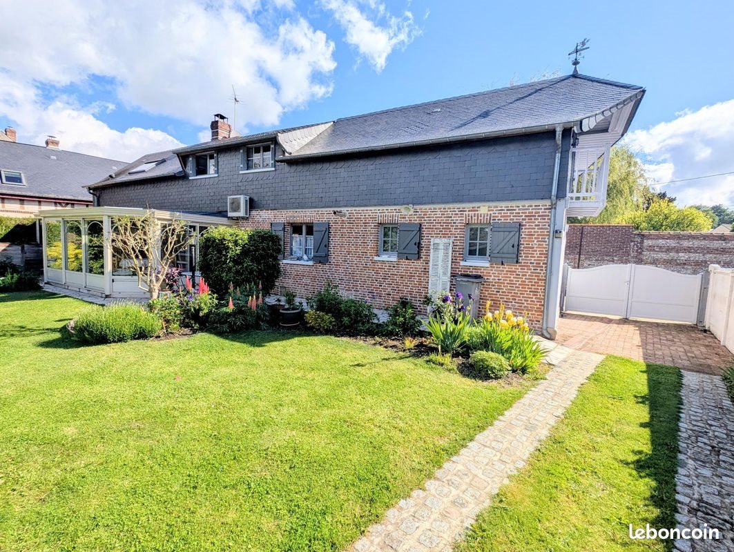 Maison à vendre, 138m², Saint-Victor-l'Abbaye