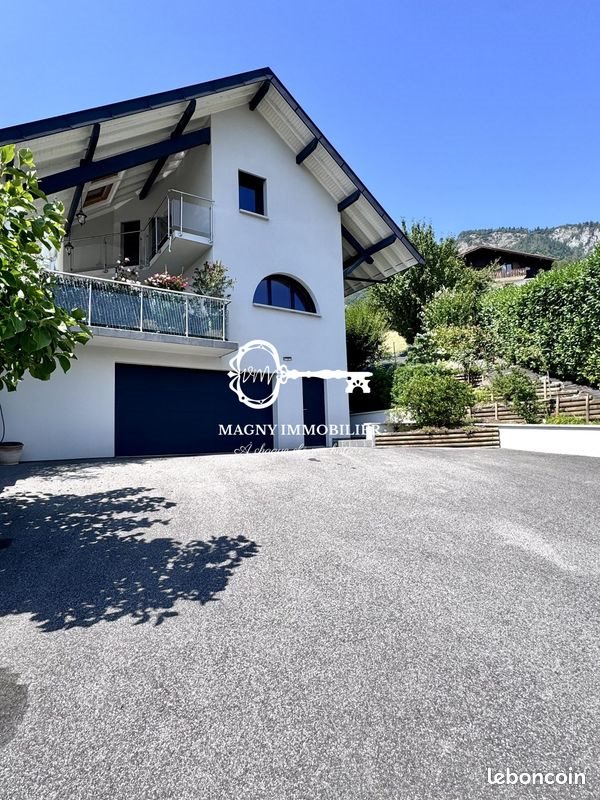 Maison à vendre, 185m², Thyez