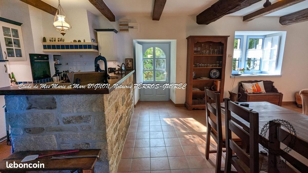 Maison à vendre, 77m², Trélévern