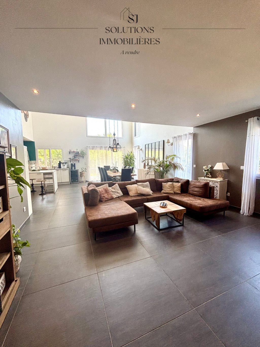 Maison à vendre, 222m², Saint-Cyr-sur-le-Rhône