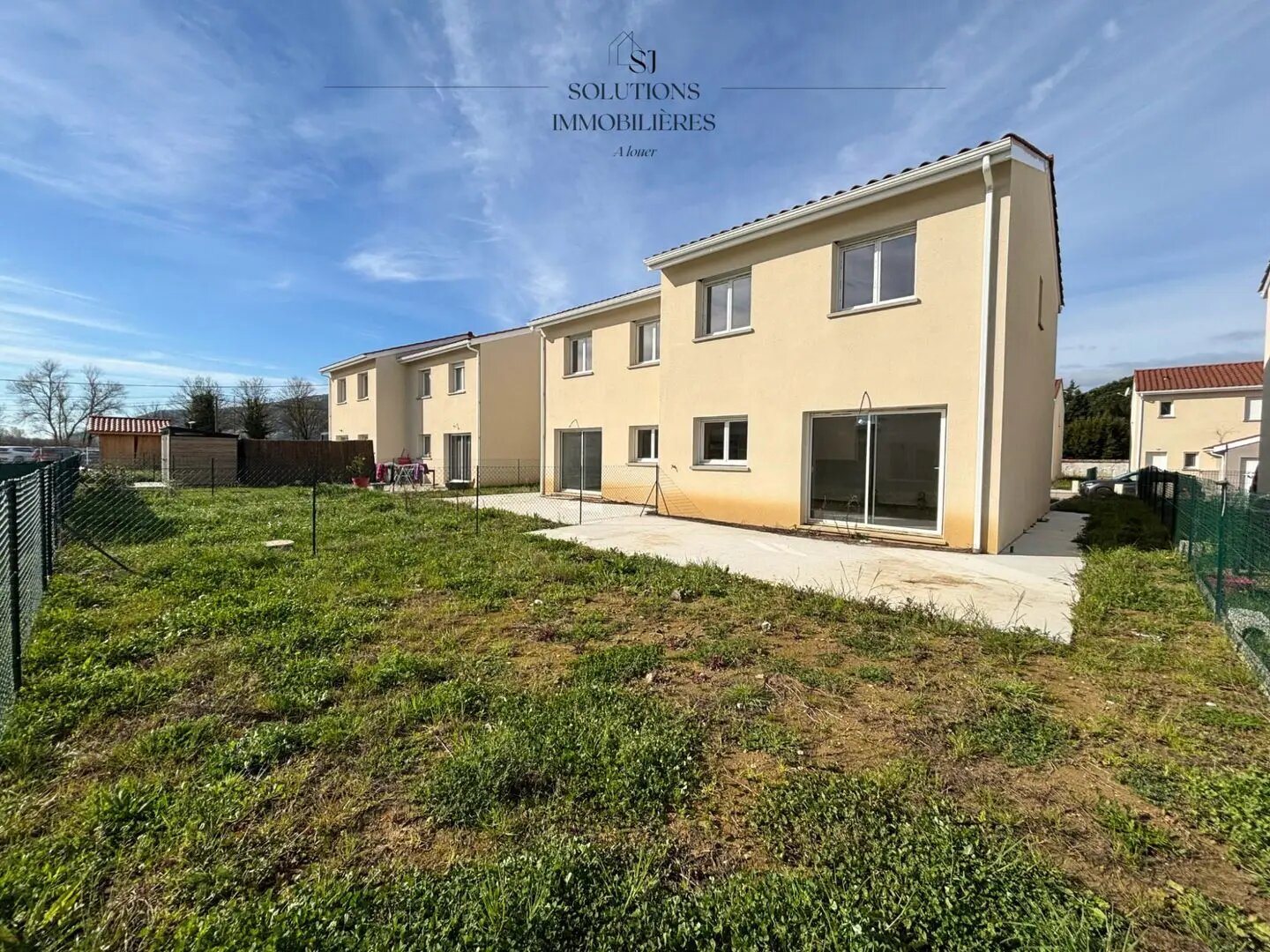 Maison à louer, 92m², Sablons
