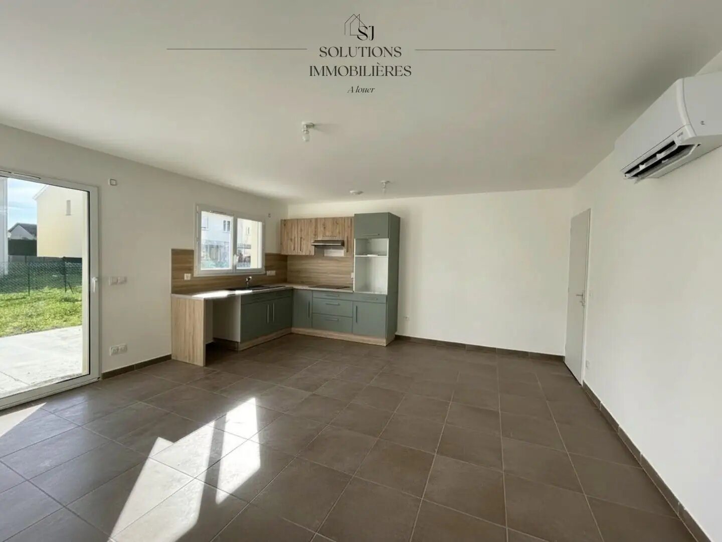 Maison à louer, 92m², Sablons