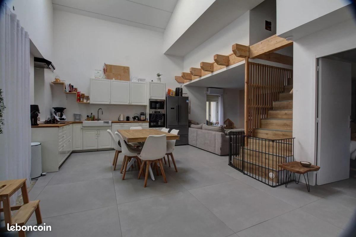 Appartement à louer, 73m², La Valla-en-Gier