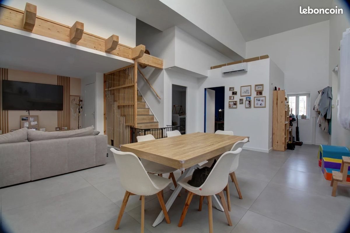 Appartement à louer, 73m², La Valla-en-Gier