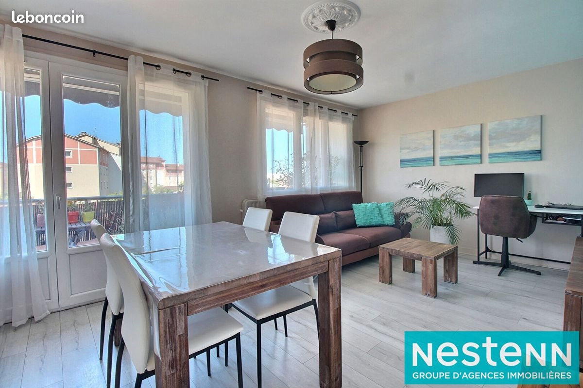Appartement à vendre, 80m², Décines-Charpieu