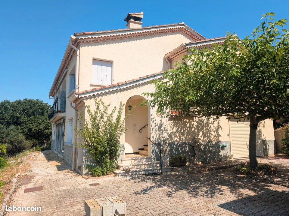 Maison à vendre, 185m², Pierrefeu-du-Var