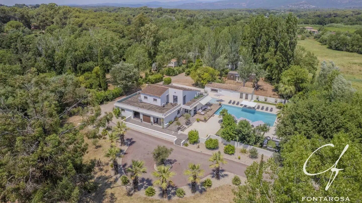 Maison à vendre, 300m², Roquebrune-sur-Argens
