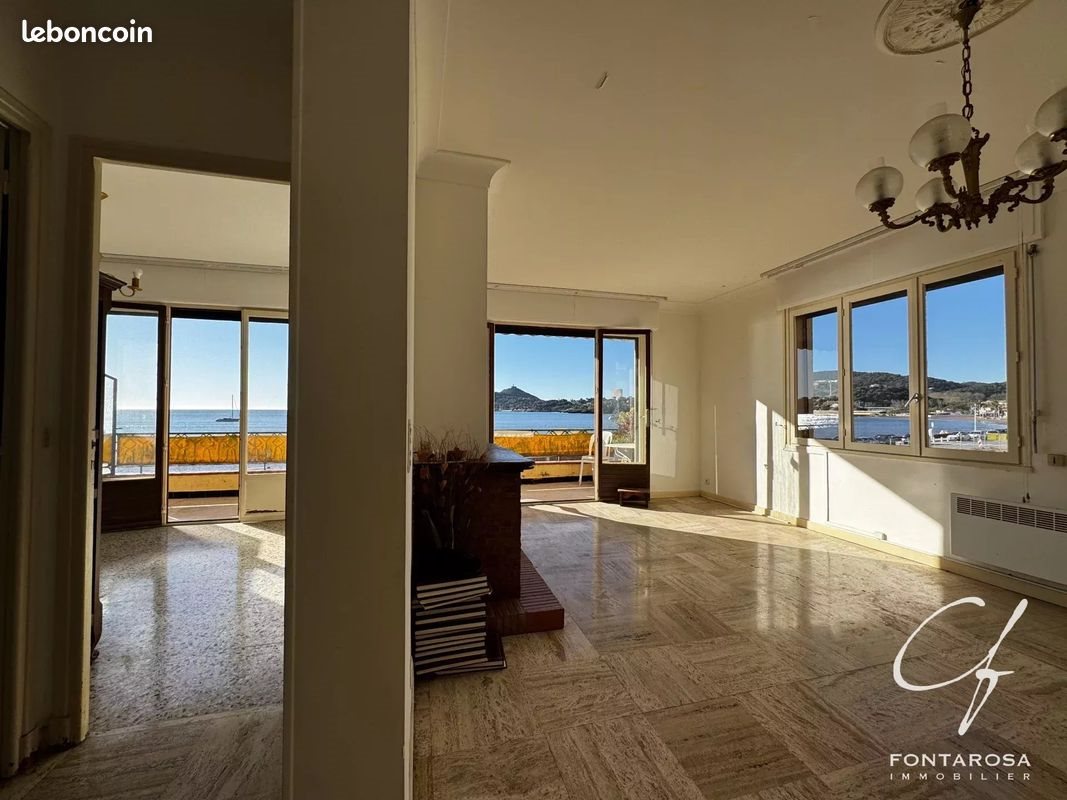 Appartement à vendre, 69m², Saint-Raphaël